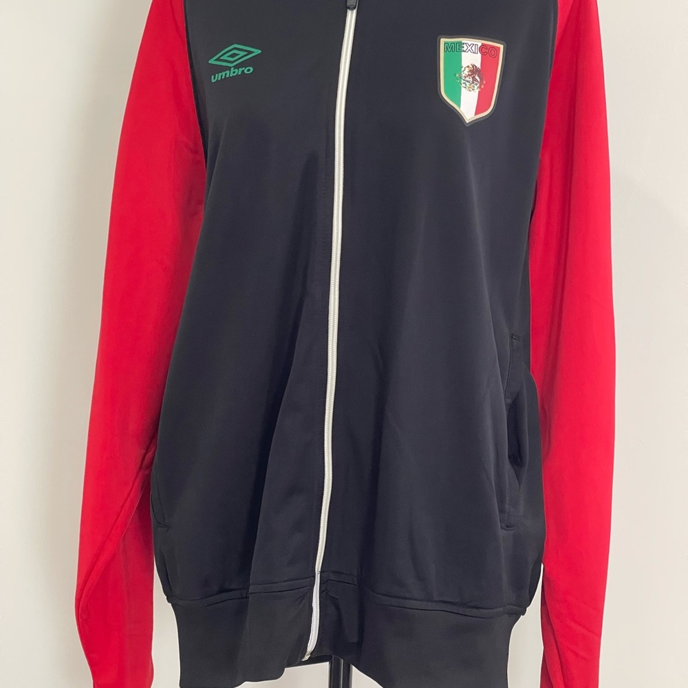 Umbro M Mexico Black and Red Full Zip Track Jacket with Pockets 180 - Picture 3 of 7